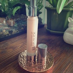 Urban decay deslick complexion primer